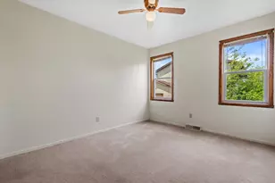 W245N6566 Bowling Green St, Sussex, WI 53089 - Photo 17