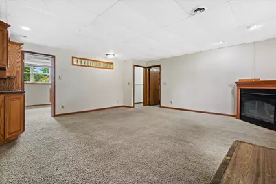 W245N6566  Bowling Green St, Sussex, WI 53089 - Photo 21