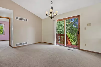 W245N6566  Bowling Green St, Sussex, WI 53089 - Photo 13