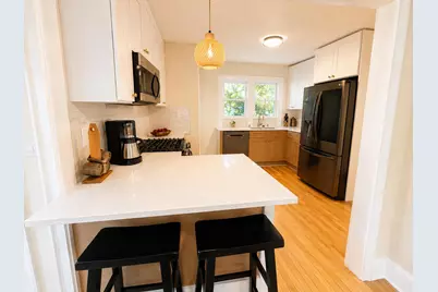 4937 N Hollywood Ave, Whitefish Bay, WI 53217 - Photo 9