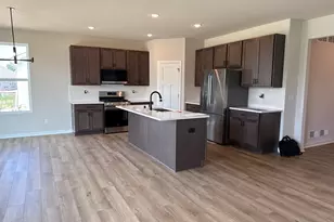 3700 Bishops Cap Dr, Racine, WI 53126 - Photo 5