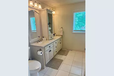 1935  Cliffview Ct, Oshkosh, WI 54901 - Photo 17