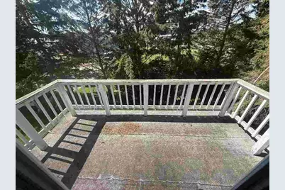 330  Zion St, Hartland, WI 53029 - Photo 5