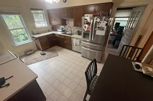 330 Zion St, Hartland, WI 53029 - Photo 11