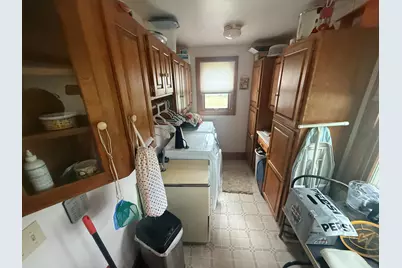 330  Zion St, Hartland, WI 53029 - Photo 15