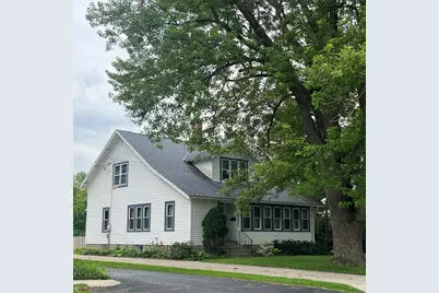 330  Zion St, Hartland, WI 53029 - Photo 1