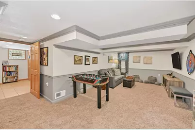 1347 N 71st St, Wauwatosa, WI 53213 - Photo 21