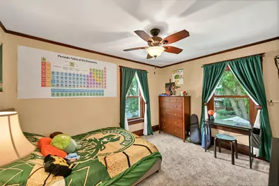 1347 N 71st St, Wauwatosa, WI 53213 - Photo 17