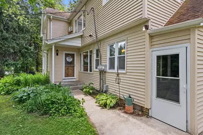 N132W18286  Rockfield Rd, Germantown, WI 53076 - Photo 3