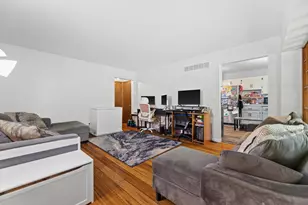N132W18286 Rockfield Rd, Germantown, WI 53076 - Photo 5