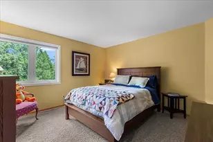 8370 W Hillsdale Dr, Franklin, WI 53132 - Photo 23