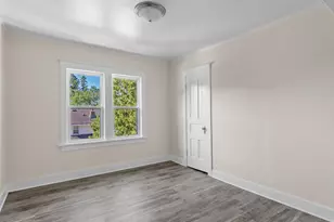 1128 N 11th St, Manitowoc, WI 54220 - Photo 33