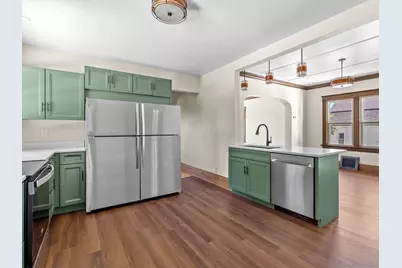 1128 N 11th St, Manitowoc, WI 54220 - Photo 27