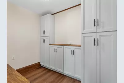 1128 N 11th St, Manitowoc, WI 54220 - Photo 29