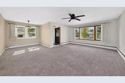 2114  Arizona Ave, Sheboygan, WI 53081 - Photo 9