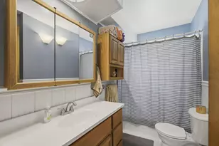 3059 S 40th St, Milwaukee, WI 53215 - Photo 11