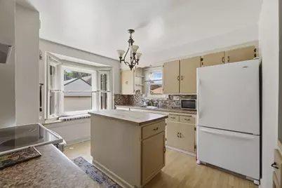 3059 S 40th St, Milwaukee, WI 53215 - Photo 3