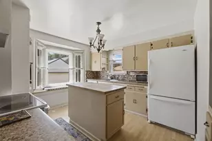 3059 S 40th St, Milwaukee, WI 53215 - Photo 3