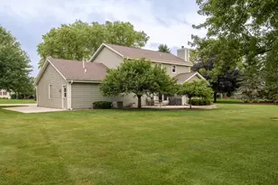 N75W28050 Schmidt Ln, Merton, WI 53029 - Photo 39