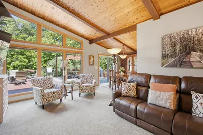 S77W20542  Hillendale Dr, Muskego, WI 53150 - Photo 5