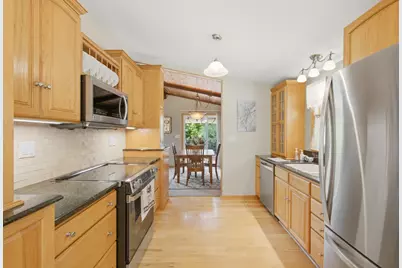 S77W20542  Hillendale Dr, Muskego, WI 53150 - Photo 11