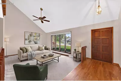 6028  Quaker Hill Rd, Racine, WI 53406 - Photo 5