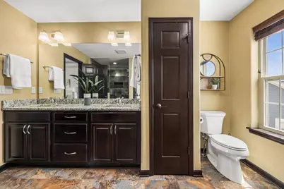 N88W18648  Duke Ct, Menomonee Falls, WI 53051 - Photo 35