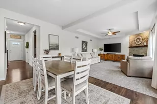 1298 Juniper Ln, Oconomowoc, WI 53066 - Photo 9