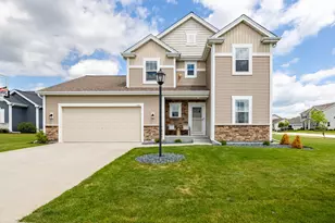 1298 Juniper Ln, Oconomowoc, WI 53066 - Photo 3