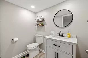 1298 Juniper Ln, Oconomowoc, WI 53066 - Photo 23