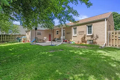 5005 W Forest Home Ave, Milwaukee, WI 53219 - Photo 23