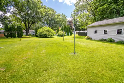 1413  Randolph St, Watertown, WI 53094 - Photo 25