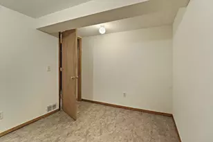 5609 Riviera Dr, Racine, WI 53406 - Photo 21