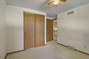 5609 Riviera Dr, Racine, WI 53406 - Photo 11