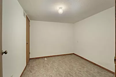 5609  Riviera Dr, Racine, WI 53406 - Photo 19