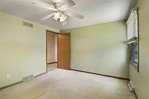 5609 Riviera Dr, Racine, WI 53406 - Photo 13