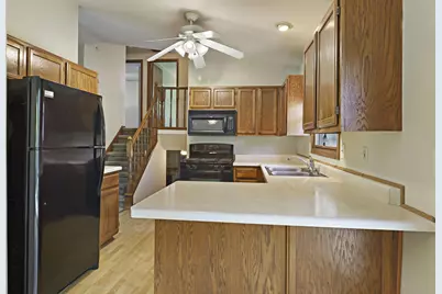5609  Riviera Dr, Racine, WI 53406 - Photo 5