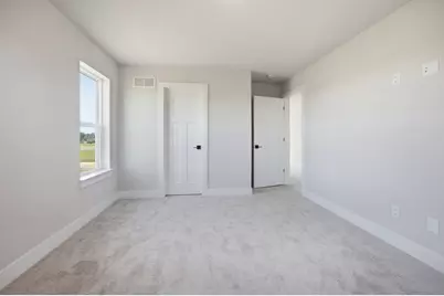 N63W35828  Frederick Dr, Oconomowoc, WI 53066 - Photo 39