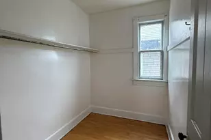 2326 W Burnham St, Milwaukee, WI 53204 - Photo 9