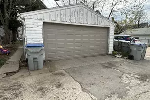 2326 W Burnham St, Milwaukee, WI 53204 - Photo 15
