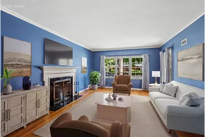 215 W Saveland Ave, Milwaukee, WI 53207 - Photo 3