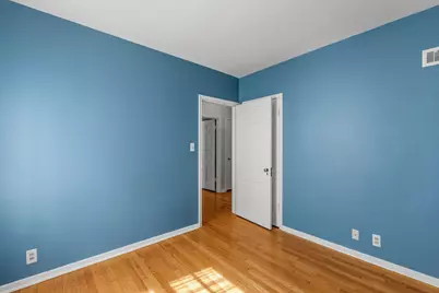 215 W Saveland Ave, Milwaukee, WI 53207 - Photo 23