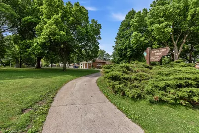 215 W Saveland Ave, Milwaukee, WI 53207 - Photo 33