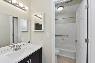 402 Sheffield Rd, Waukesha, WI 53186 - Photo 23