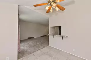 402 Sheffield Rd, Waukesha, WI 53186 - Photo 11