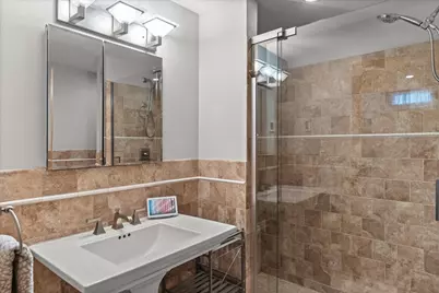 4314 N Ardmore Ave, Shorewood, WI 53211 - Photo 31