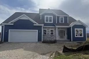 1747 Switchgrass St, Oconomowoc, WI 53066 - Photo 1