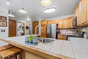 314 S Jefferson St, Racine, WI 53185 - Photo 5