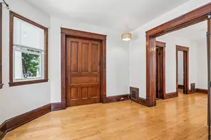 1660 N Marshall St, Milwaukee, WI 53202 - Photo 19