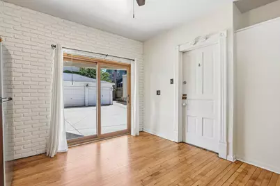 1660 N Marshall St #1, Milwaukee, WI 53202 - Photo 5